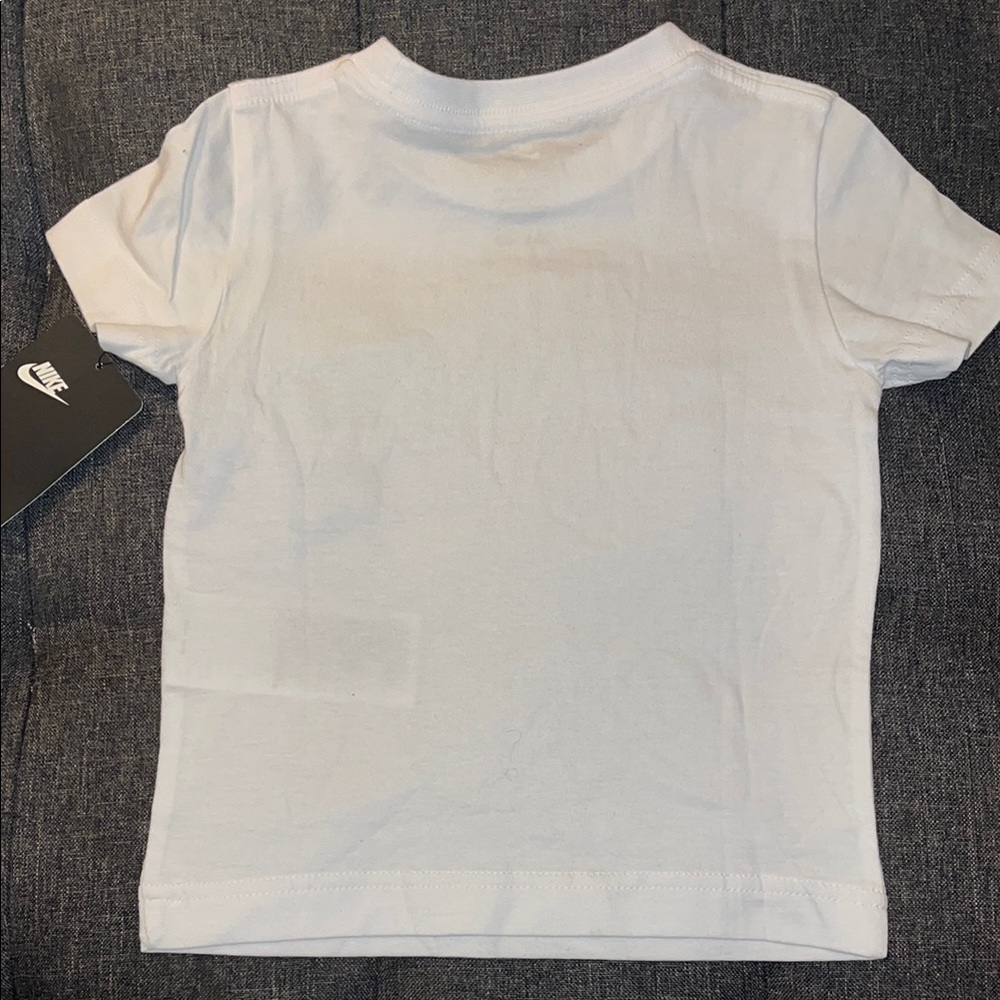Nike Kids White T-Shirt Unisex 2T - Picture 3 of 3